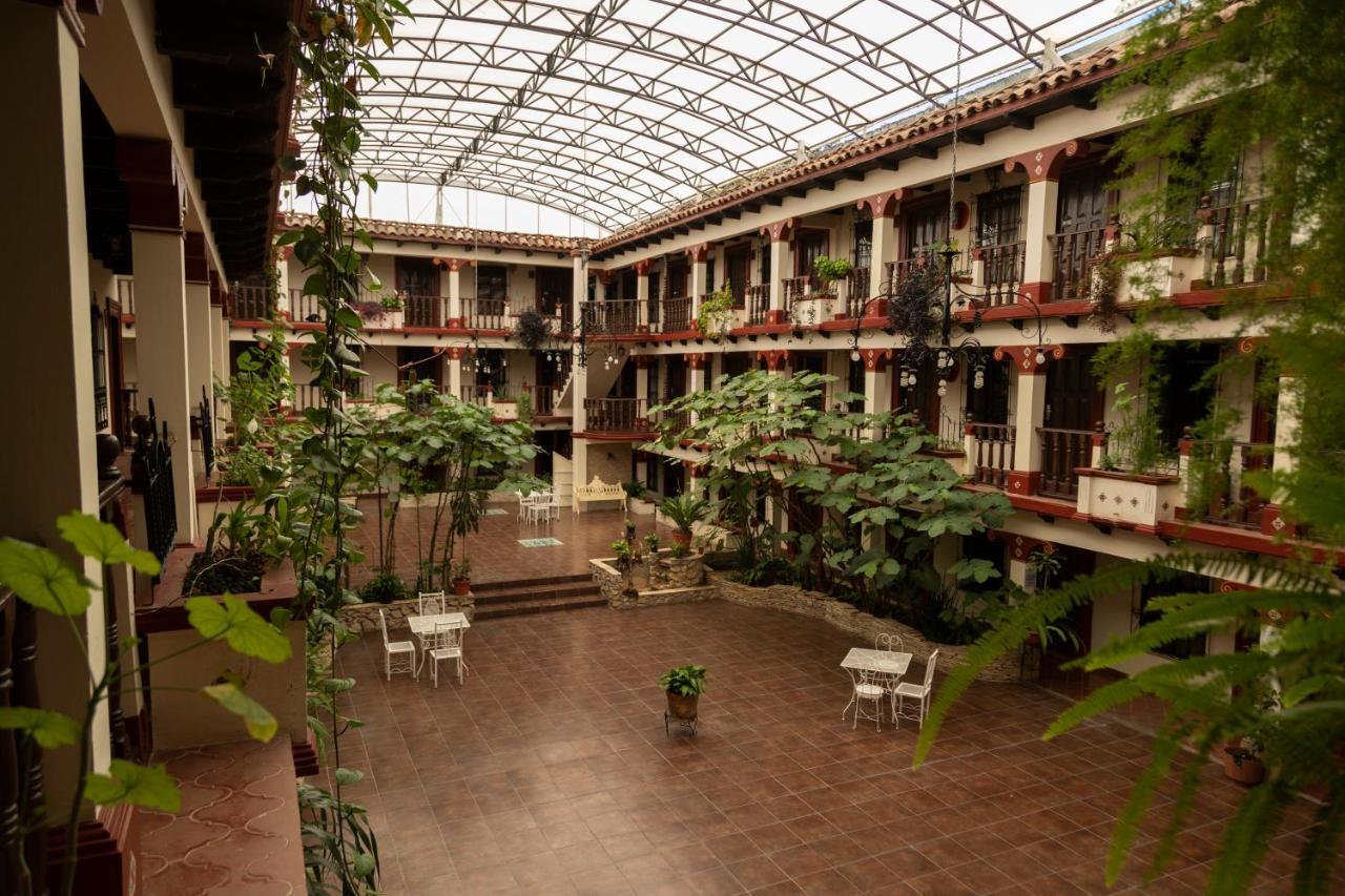Hotel D'Monica San Cristobal de las Casas Exterior photo